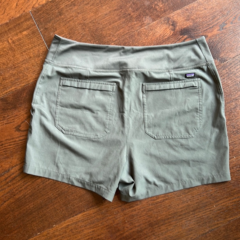 Patagonia Happy Hike shorts gray
